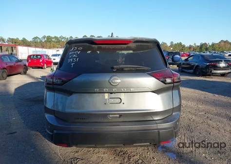 2025 Nissan Rogue S Fwd z USA, uszkodzony, nr VIN 5N1BT3AA0SC795931